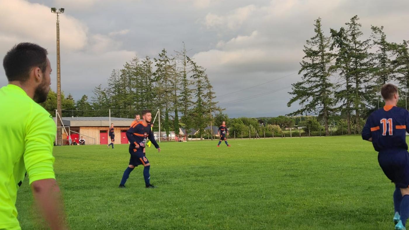 238531657_586595212709315_8693426445422463321_n