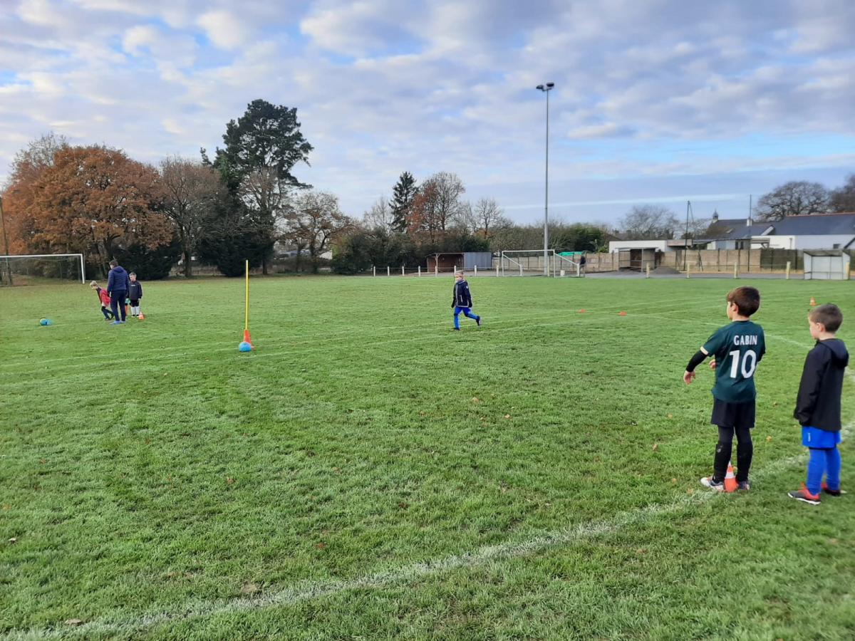 Entrainements U6U7 et U8U9 la Chapelle