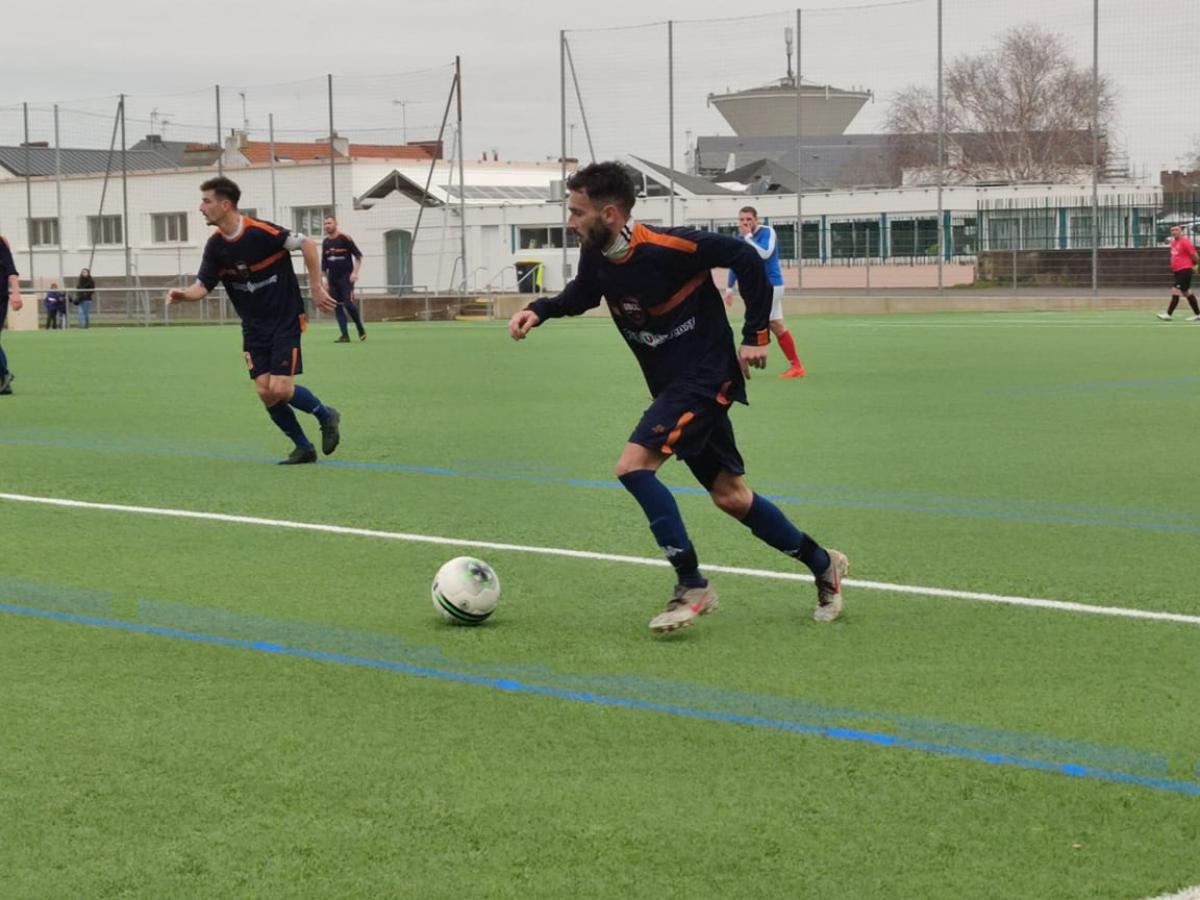 L'équipe A sur le synthétique de Méan