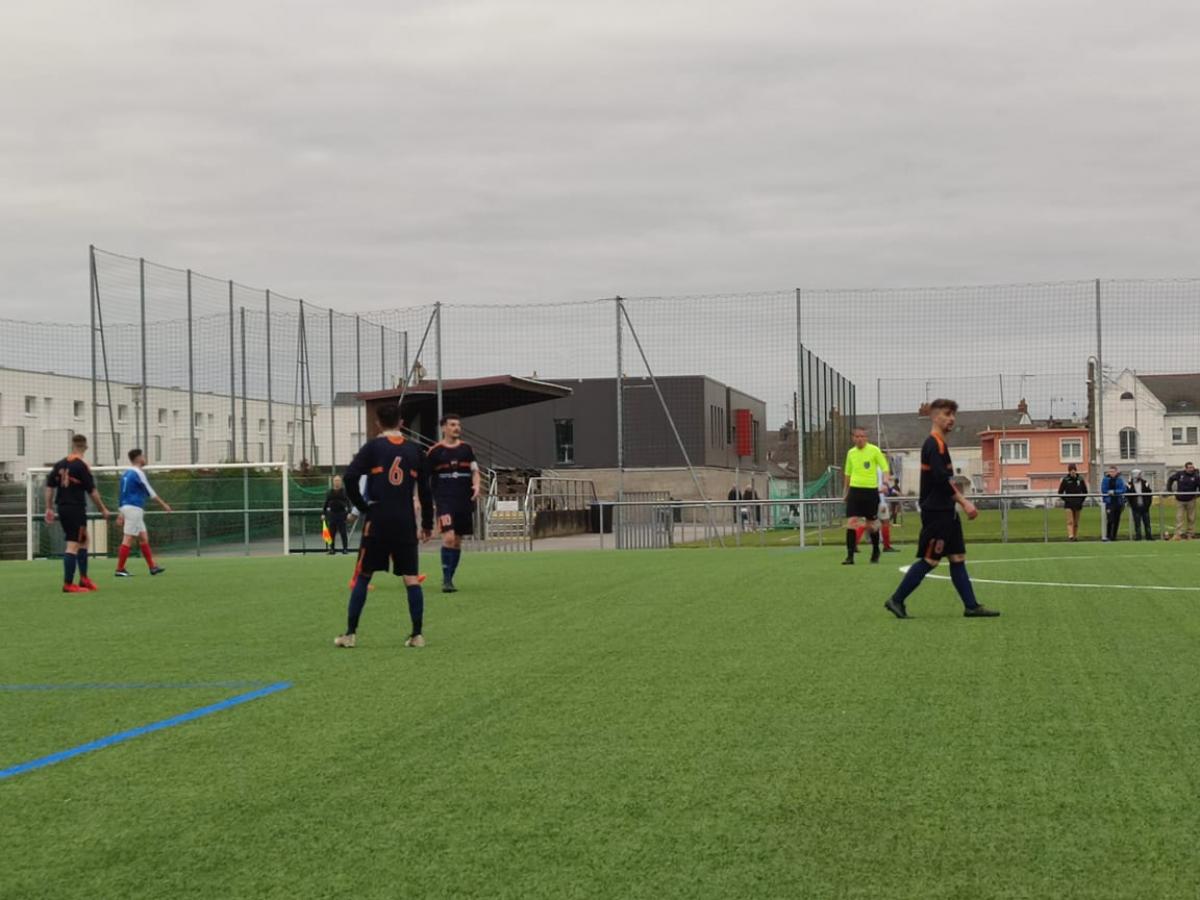 L'équipe A sur le synthétique de Méan