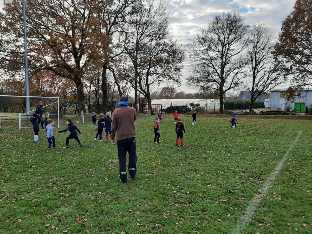 Entrainements U6U7 et U8U9 la Chapelle