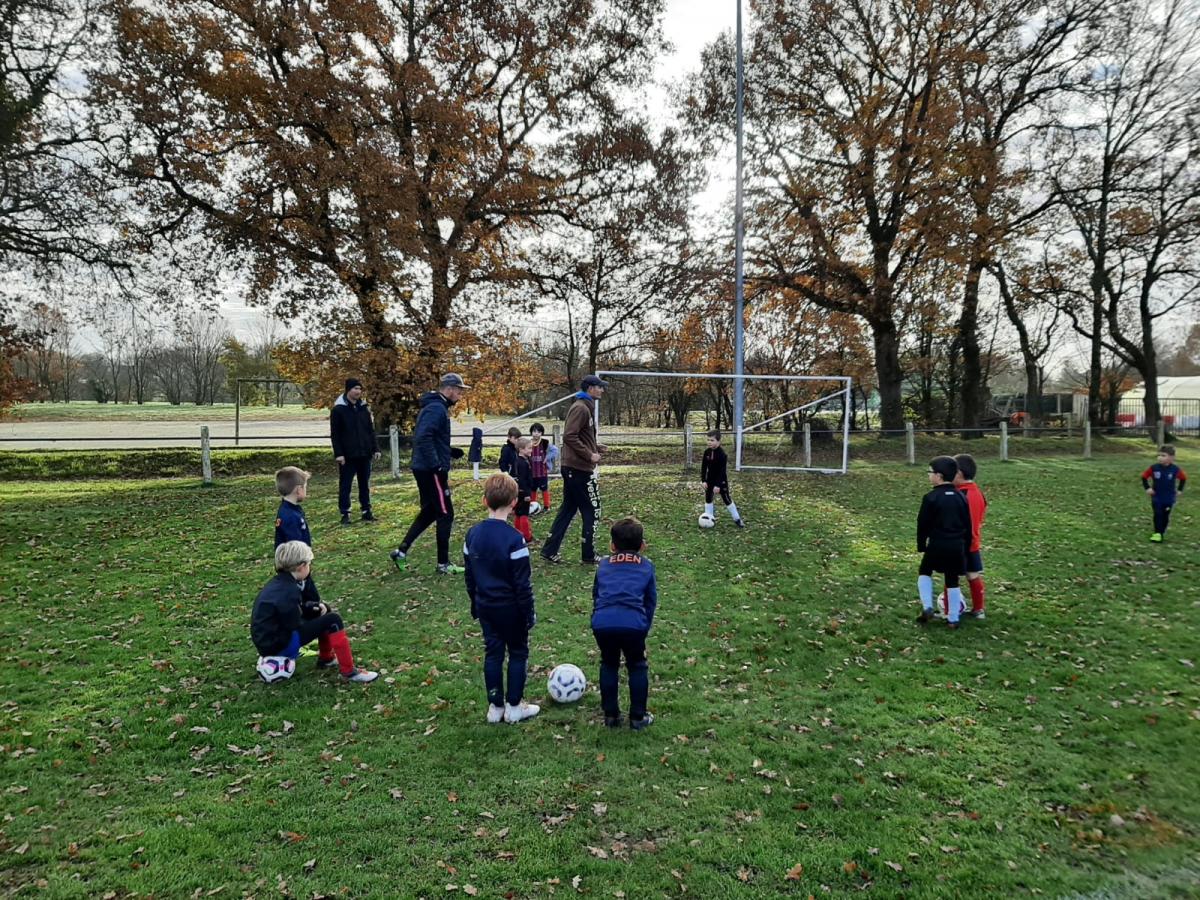 Entrainements U6U7 et U8U9 la Chapelle
